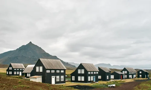 Как строится модульный дом: этапы от завода до участка