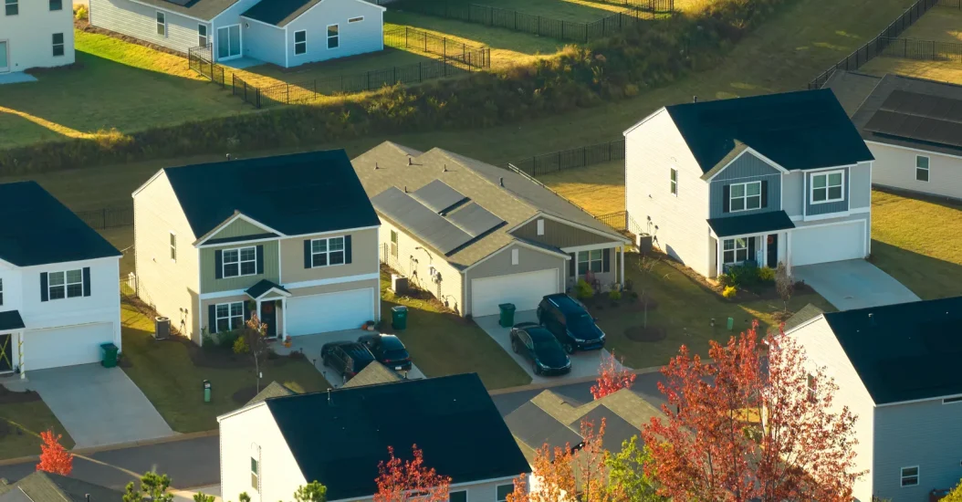 Сравнение технологий: SIP-панели против модульных конструкций