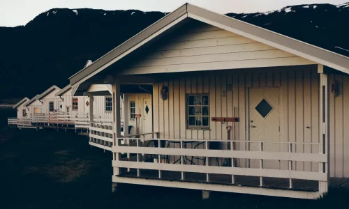 Модульные дома с панорамными окнами: мечта в коробке